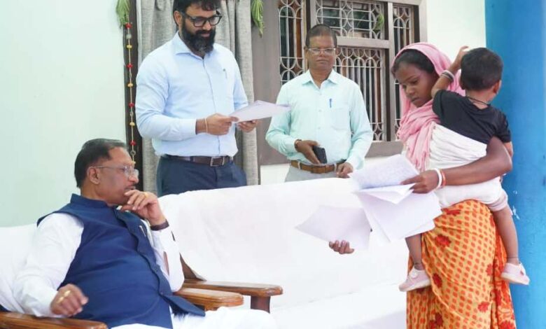 CM Vishnu: Chief Minister Vishnu Dev Sai listened to the problems of the general public in Bagiya, directed for quick resolution of applications.