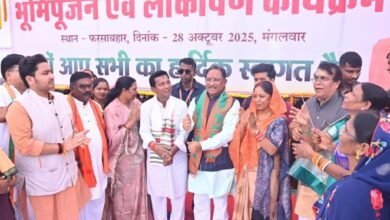 Jashpur: Chief Minister Vishnudev Sai inaugurated and performed bhoomi pujan of 13 works worth Rs 40.89 crore in Farsabahar of Jashpur district, inaugurated 4 works worth Rs 4.16 crore and performed bhoomi pujan of 9 development works worth Rs 36.72 crore.