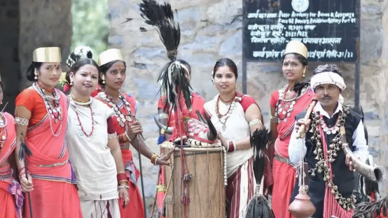 Bastar Rising: The "Bastar Rising" campaign will begin on October 8th, providing a national platform to Bastar's talent, culture and potential.