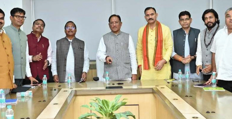 New Initiatives for Good Governance: Deadline set for online scholarship and stipend payment, Chief Minister transferred scholarship and stipend worth Rs 84.66 crore online to the accounts of 1.98 lakh students.
