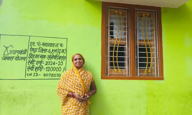 CG Govt.: Chhattisgarh government schemes are transforming women's lives. Santoshi of Navagaon said, "The government has become the family's new hope."