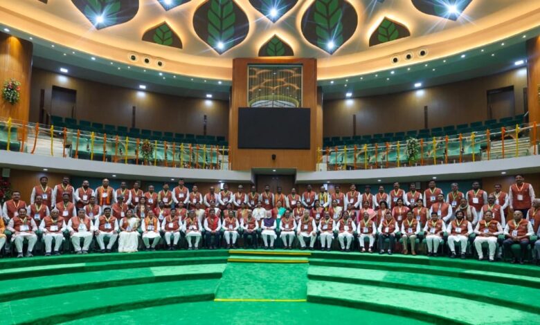 CG Vidhansabha: The Chhattisgarh Legislative Assembly's 25-year wait is over. Prime Minister Narendra Modi dedicates the new Assembly building to the state. In its silver jubilee year, Chhattisgarh receives its own grand and modern Assembly building.