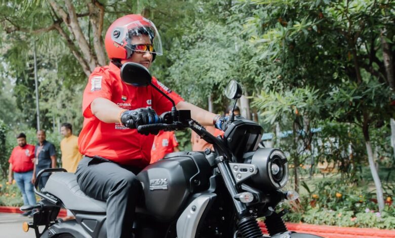 CM Vishnu: Chief Minister Vishnudev Sai himself rode a bike and gave the message of safe driving to the youth.