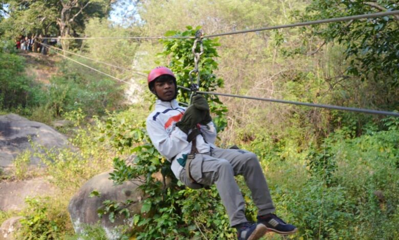Jashpur Jamboree 2025: Tourists at Jashpur Jamboree experienced a unique experience of rural culture, adventure and hospitality, with eight homestays available at Kere, rock climbing and folk dance-culture attractions at Desdekha.