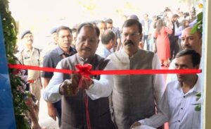 State Hangar : मुख्यमंत्री ने स्टेट हैंगर से विमान परिचालन सेवा का किया शुभारंभ