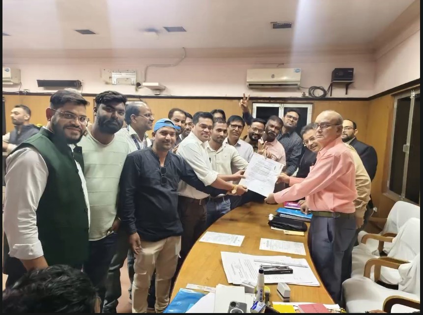 Raipur Press Club Election: A fierce contest is set for the Raipur Press Club elections! A close contest is underway for all key positions... A list of candidates has been released.