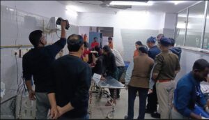 Death in a Road Accident : बड़ी खबर…छत्तीसगढ़ से प्रयागराज जा रही तेज रफ्तार स्कॉर्पियो ने लोगों को कुचला…4 की दर्दनाक मौत कई गंभीर…यहां देखें Video