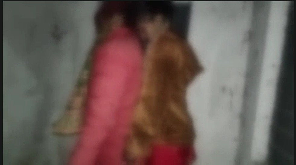 Couple Bodies found Hanging : कोरिया से बड़ी खबर…! युवक और युवती की लाश लटकी हुई मिली…हत्या की आशंका…Video