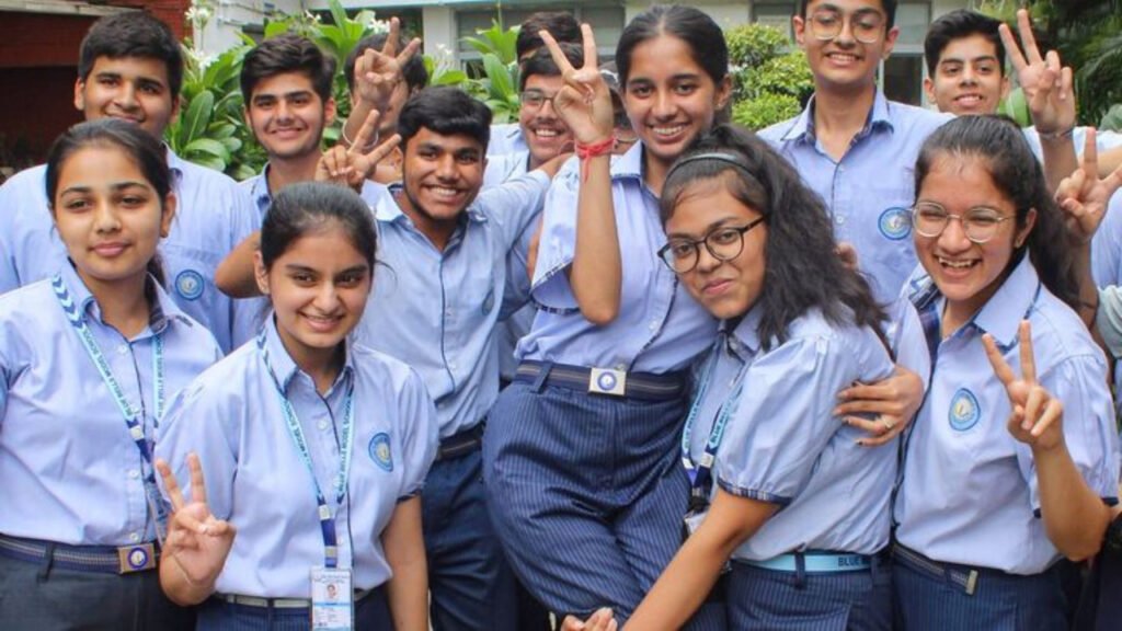 CGBSE : बोर्ड परीक्षा फॉर्म भरने की प्रक्रिया हुई पूरी…! 10th और 12th की परीक्षाएं 20 फरवरी से…10 साल बाद बोर्ड का बड़ा बदलाव…यहां देखें टाइम टेबल