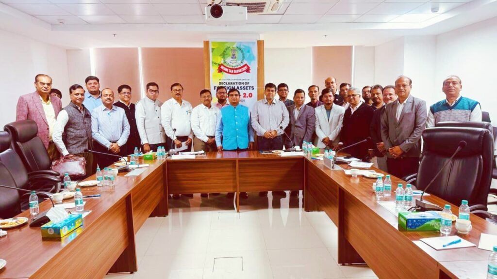 Income Tax Awareness : छत्तीसगढ़ चैंबर ने दिया NUDGE 2.0 प्रोग्राम में सक्रिय योगदान…! प्रधान आयकर निदेशक ने विदेशी आय और संपत्ति रिपोर्टिंग को बताया अनिवार्य