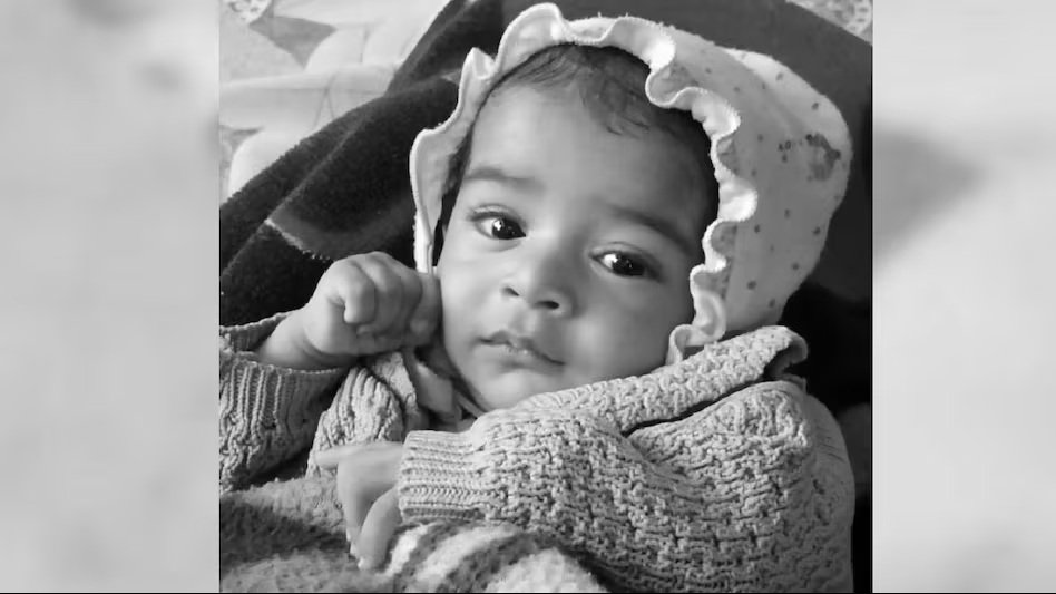 Water Crisis : स्वच्छ शहर में जल त्रासदी…! पाइपलाइन में मिला नाले का पानी…मां ने दूध पतला करने मिलाया नल का पानी…सुबह मृत मिला 5 माह का मासूम…परिवार में मातम VIDEO