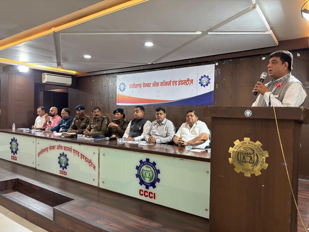 No Vendor Zone : मालवीय रोड को ‘नो वेंडर जोन’ घोषित करने की मांग तेज…! चेंबर भवन में हुई अहम बैठक