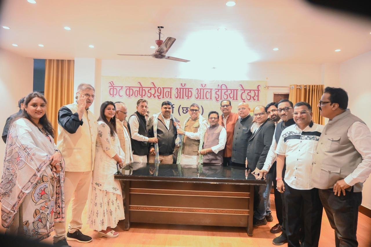 CAIT : दुर्ग में स्वदेशी संकल्प यात्रा का ऐतिहासिक समापन…कैट दुर्ग इकाई के नए कार्यालय का हुआ शुभारंभ