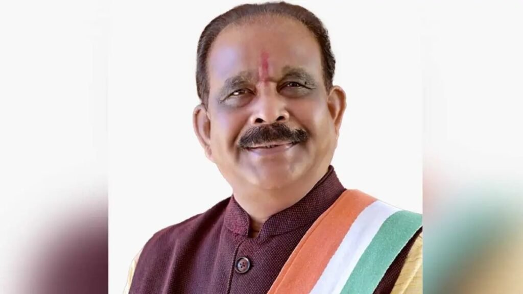 Lakheswar Baghel : बजट सत्र से पहले दिन कांग्रेस का मास्टरस्ट्रोक…! लखेश्वर बघेल को बनाया उपनेता प्रतिपक्ष…दलेश्वर साहू और दिलीप लहरिया को मिली बड़ी जिम्मेदारी…यहां देखें