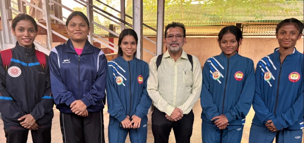 Thai Boxing : छत्तीसगढ़ की 8 सदस्यों वाली थाई बॉक्सिंग टीम हैदराबाद के लिए रवाना…! 12वीं फेडरेशन कप राष्ट्रीय चैंपियनशिप में लेगा हिस्सा