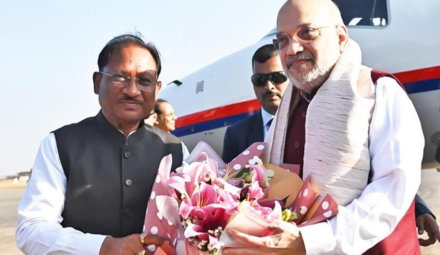 Three-Day Visit : तीन दिवसीय छत्तीसगढ़ दौरे पर अमित शाह, रायपुर एयरपोर्ट पर मुख्यमंत्री साय ने किया स्वागत