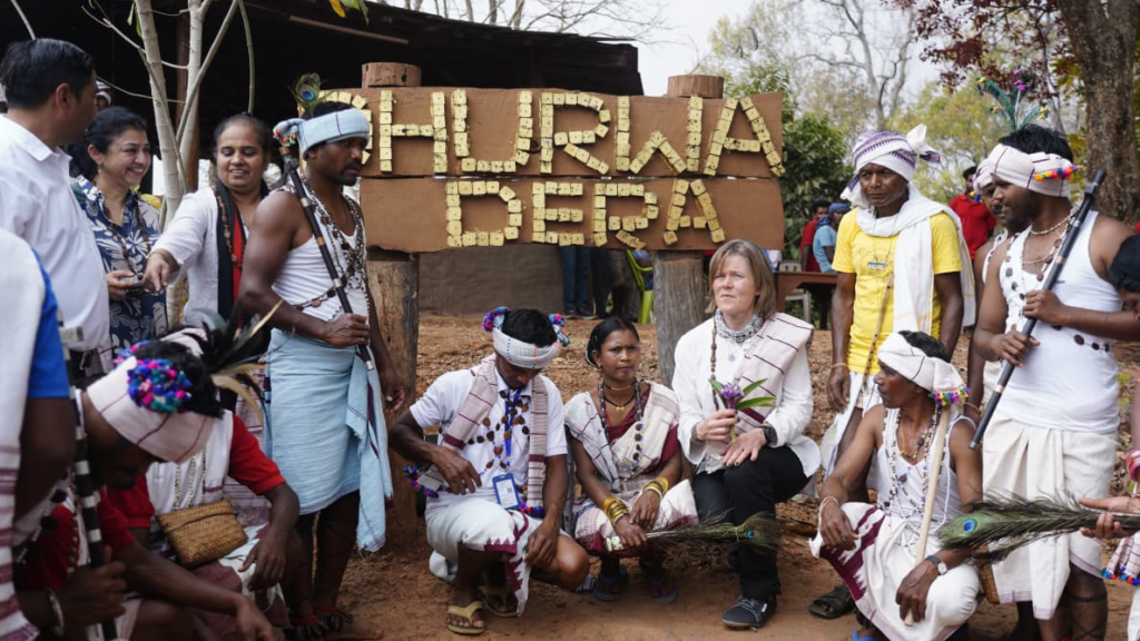 Bastar Tourism : बस्तर से वैश्विक मंच तक छत्तीसगढ़ पर्यटन की नई उड़ान, अंतरराष्ट्रीय विशेषज्ञ किर्सी ह्यवैरिनेन के प्रवास से छत्तीसगढ़ पर्यटन को नई दिशा