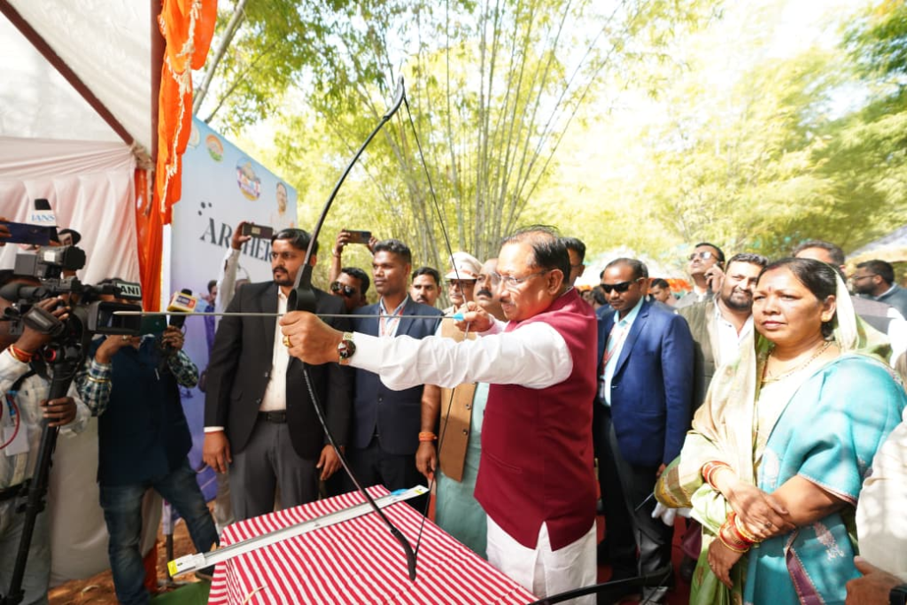 CM Vishnu : पर्यटन और एडवेंचर स्पोर्ट्स से युवाओं को मिल रहे रोजगार के अवसर, मुख्यमंत्री ने 10 रूपए की टिकट कटाकर मयाली नेचर कैंप में लिया एडवेंचर स्पोर्ट्स का आनंद