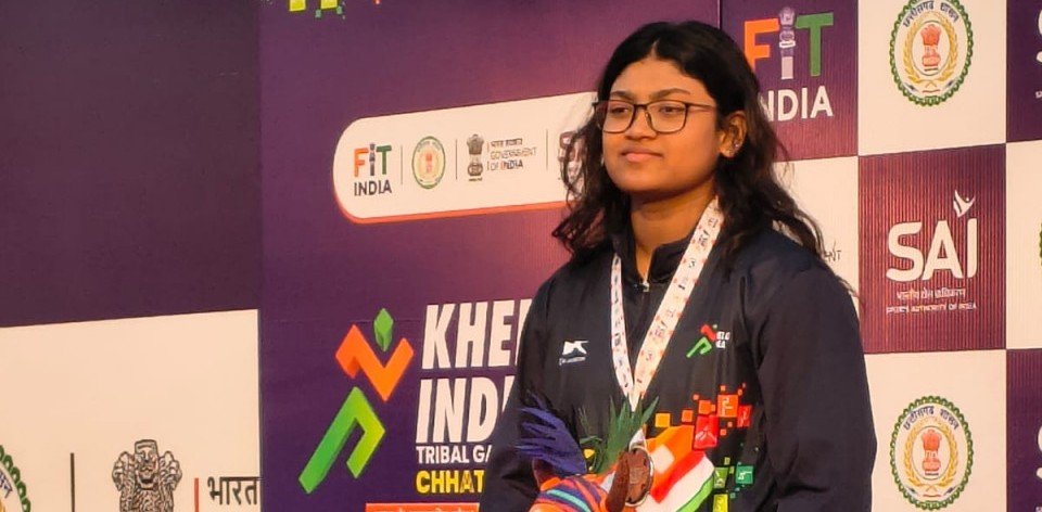 KITG 2026 : कर्नाटक के तैराक मणिकांता ने स्वर्ण पदकों की हैट्रिक पूरी की, छत्तीसगढ़ की अनुष्का भगत ने जीता दूसरा पदक