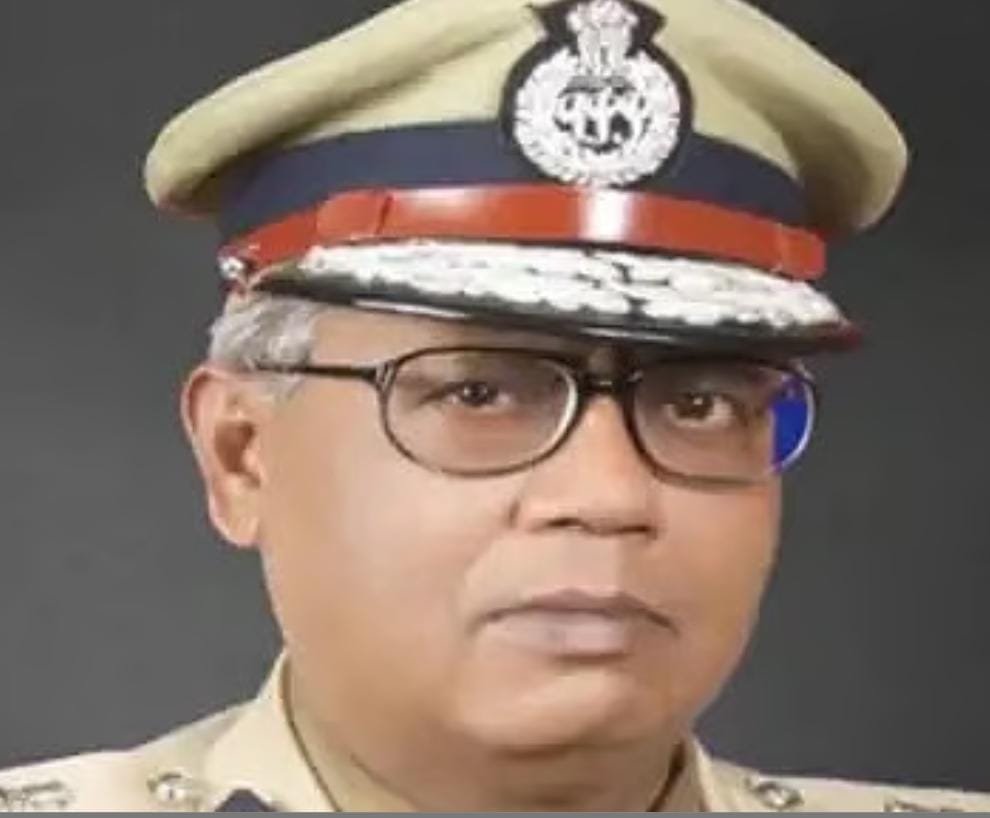 IPS Passes Away : बिग ब्रेकिंग…सीनियर IPS अधिकारी विश्व रंजन का निधन…! छत्तीसगढ़ के पूर्व DGP रहे