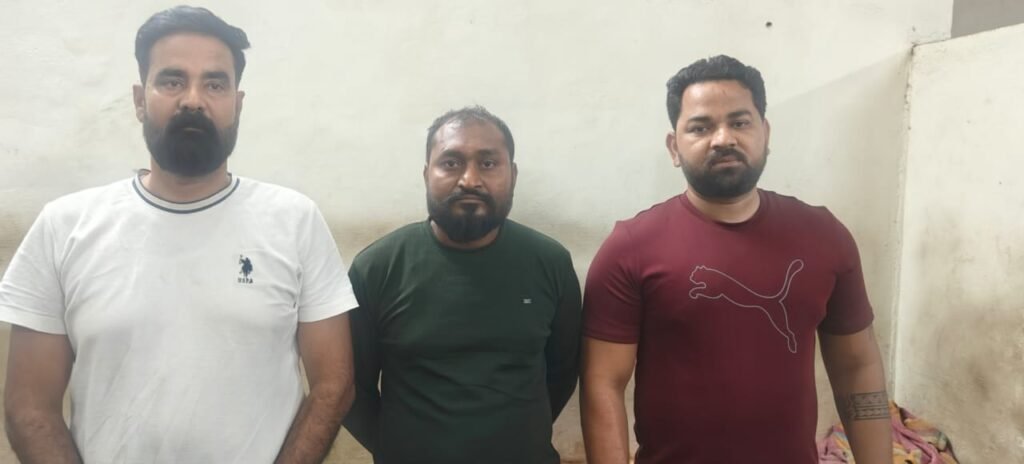 Police Action a Fraud Case : ब्रेकिंग…नवा रायपुर प्रोजेक्ट में सेंध…! रास्ते में ही पार कर दिया 10 टन सरिया…कस्टडी में ट्रांसपोर्टर-ड्राइवर-कबाड़ी