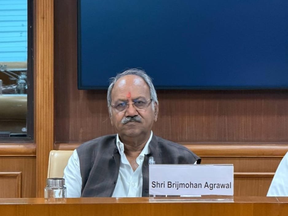 Parliament : छत्तीसगढ़ के सांसद को मिला बड़ा संसदीय दायित्व…! संसद की विशेषाधिकार समिति में Brijmohan Agrawal की नियुक्ति…यहां देखें List