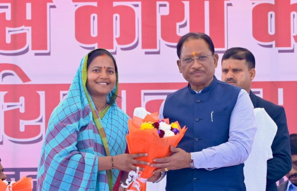 PM Maternity Vandana Yojana : प्रधानमंत्री मातृत्व वंदना योजना में छत्तीसगढ़ देश में अव्वल…! CM साय और मंत्री लक्ष्मी राजवाड़े ने दी बधाई