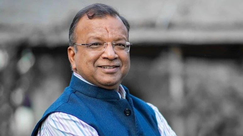 JJM Scam Update : ब्रेकिंग…! ‘जल जीवन मिशन’ घोटाले में पूर्व IAS सुबोध अग्रवाल फरार…कई राज्यों में एक साथ छापेमारी