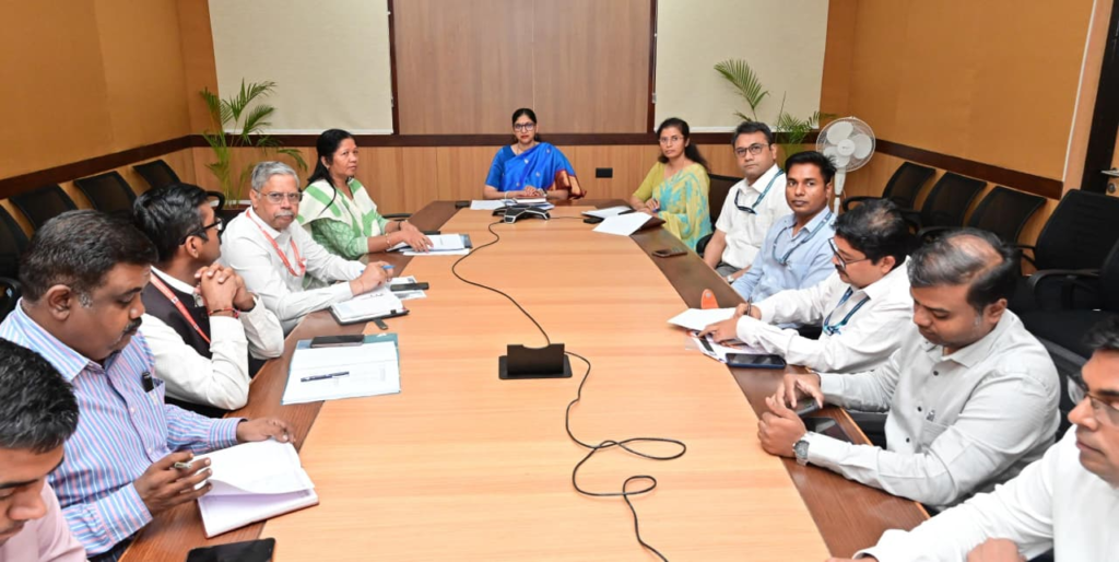 Review Meeting : छत्तीसगढ़ में घरेलू एलपीजी गैस एवं डीजल-पेट्रोल का पर्याप्त स्टॉक, आपूर्ति व्यवस्था पर सतत निगरानी के निर्देश