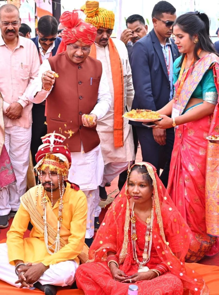 Golden Book of World Records में दर्ज हुआ छत्तीसगढ़ का सामूहिक विवाह, 6,412 जोड़ों के साथ सामाजिक समरसता के साथ ऐतिहासिक मिसाल