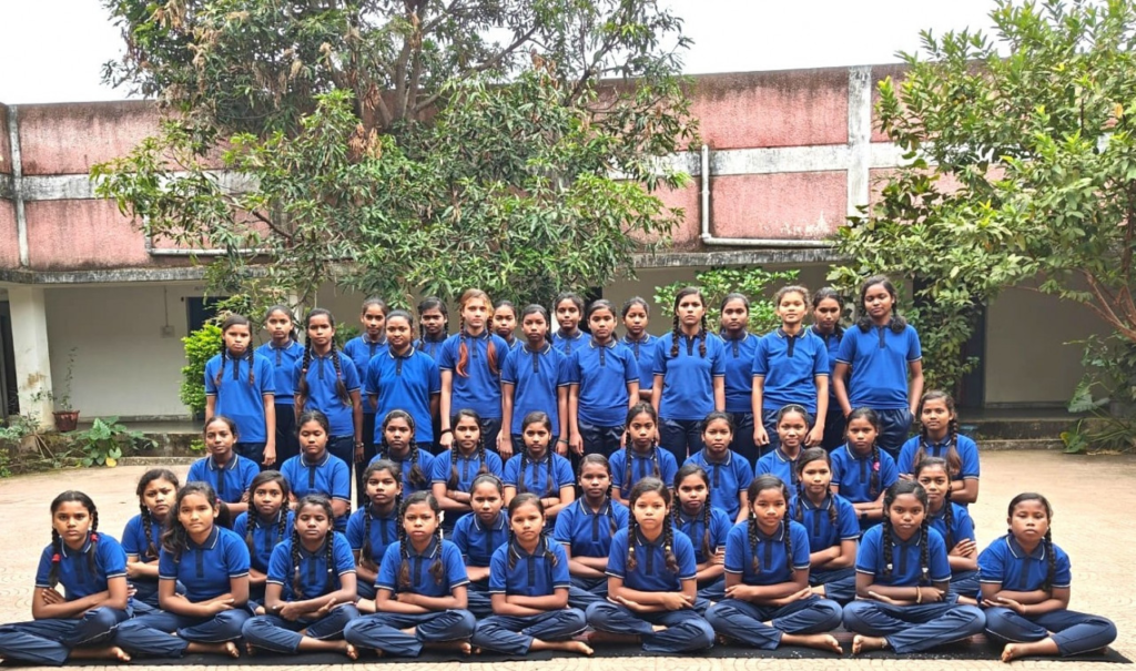 Pre Matric Scholarship : तोषगांव प्री मैट्रिक आदिवासी कन्या छात्रावास में छात्राओं को सुरक्षित आवास के साथ मिल रहा सकारात्मक वातावरण