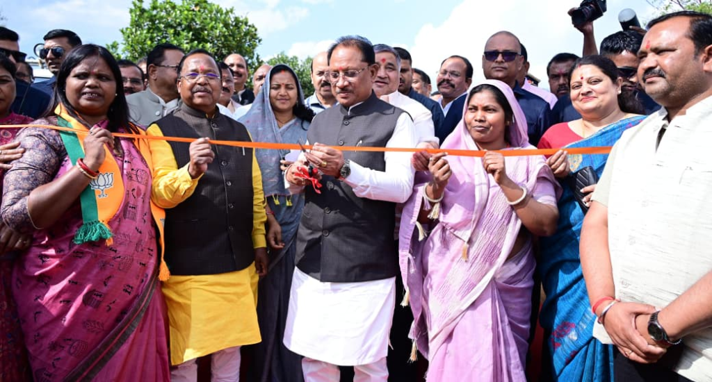 CM Vishnu : किसानों से किया हर एक वादा पूरा कर रही है हमारी सरकार, मुख्यमंत्री ने दो दिवसीय राज्य स्तरीय तिलहन किसान मेले का किया शुभारंभ