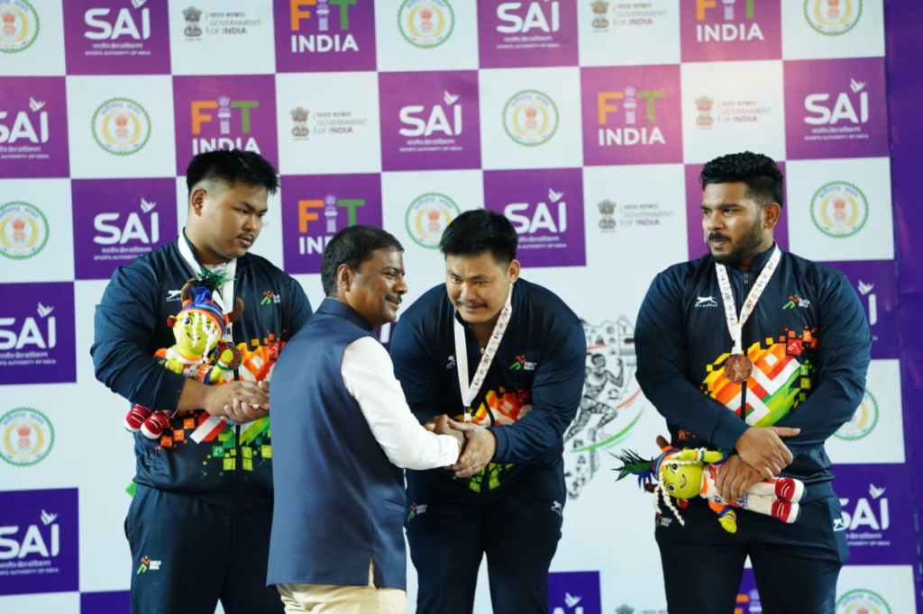 Khelo India Tribal Games 2026 : वेटलिफ्टिंग स्पर्धा में अरुणाचल पुरुष और असम महिला वर्ग में ओवरऑल चैम्पियन