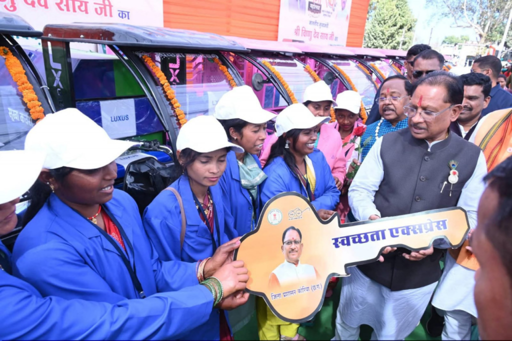 Korea : समूह की चार स्वच्छता सखियों ने बदल दी ग्राम पंचायत की तस्वीर, ग्राम पंचायत बुड़ार में स्वच्छता की अलख जगाकर बनीं प्रेरणा स्रोत