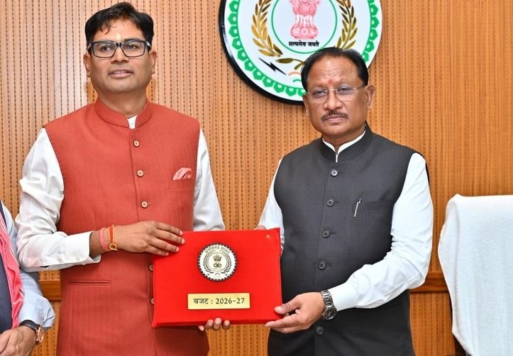 Chhattisgarh Budget 2026 : 1.87 लाख करोड़ का बजट पेश…! छत्तीसगढ़ के विकास का बड़ा ब्लूप्रिंट तैयार…AI से पर्यटन तक 5 नए मिशन लॉन्च…सड़क-सिंचाई-स्वास्थ्य में बड़ा निवेश…विभागवार यहां देखें