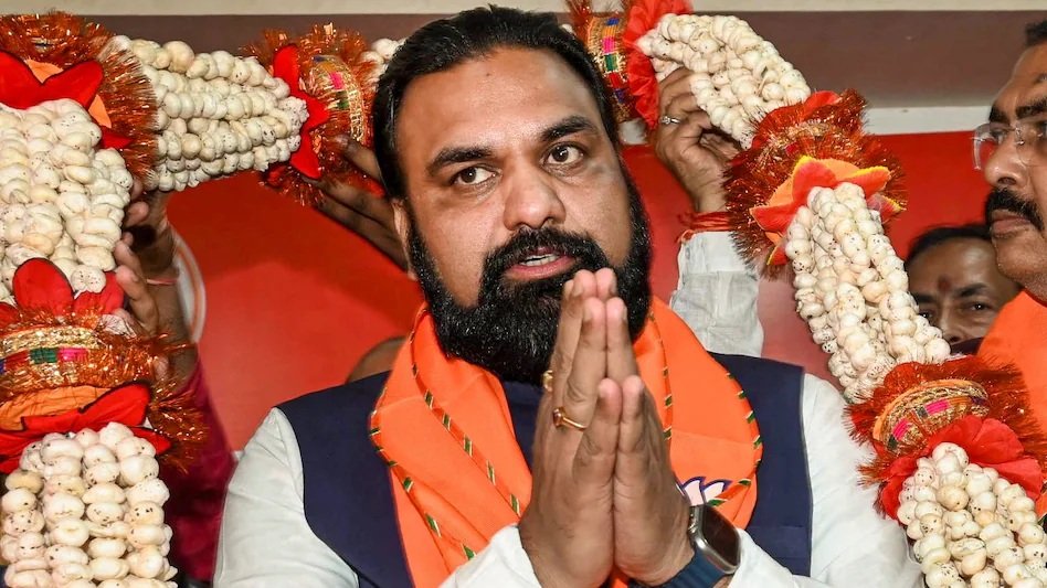 Samrat Choudhary Oath Ceremony : इतिहास बना…! 75 साल बाद पहली बार BJP का मुख्यमंत्री…2 डिप्टी CM ने भी ली शपथ…राजनीति में नए समीकरण तय