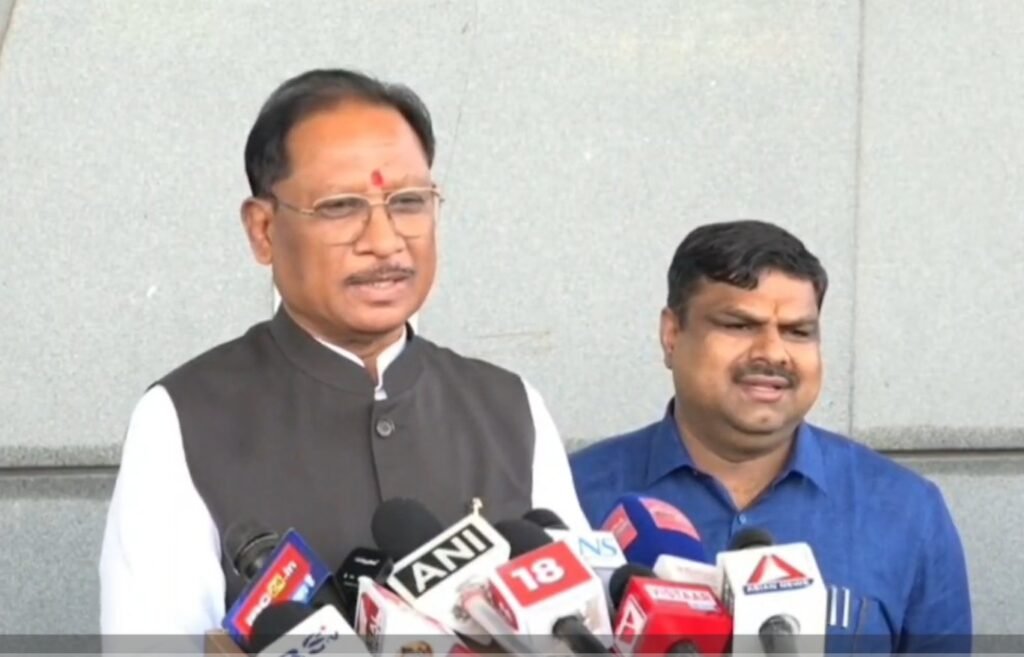 CM Meets PM : पीएम Modi से मुलाकात के बाद CM साय का बड़ा बयान…! बस्तर के विकास को लेकर खुला बड़ा राज…यहां सुनिए VIDEO