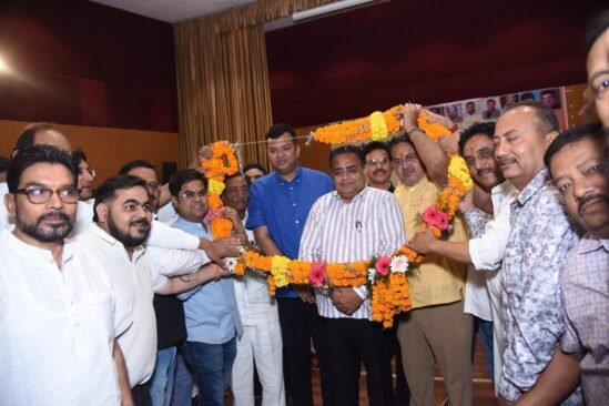 Balodabazar Chamber Event : बलौदाबाजार में चैंबर का भव्य शपथ ग्रहण…! नई टीम को मिली बड़ी जिम्मेदारी