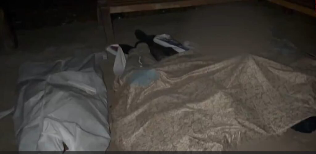 Dindori Highway Accident : हाईवे पर खौफनाक मंजर…! हाईवे पर टायर बदल रहे लोगों को ट्रक ने कुचला…5 की दर्दनाक मौत…यहां देखें VIDEO