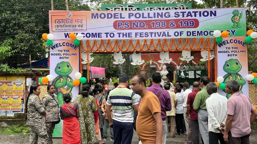 West Bengal Voting 2026 : बंगाल में 152 सीटों पर मतदान का पहला चरण शुरू…! तमिलनाडु में सत्ता की बड़ी लड़ाई शुरू