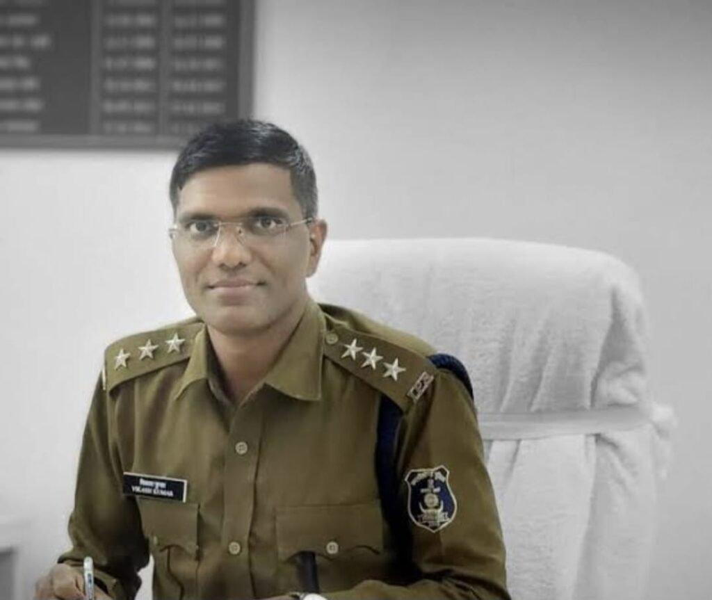 Vikas Kumar Posting : रायपुर के DCP विकास कुमार को बड़ा प्रमोशन…! NIA में बने SP…केंद्र ने दी जिम्मेदारी…करियर का अहम पड़ाव…यहां देखें आदेश