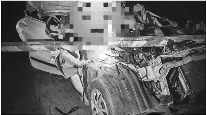 Hazaribagh Road Accident : खौफनाक हादसा…! ट्रक-ट्रेलर के बीच पिसी कार…एक ही परिवार के 6 लोगों की मौत…भयावह मंजर…शवों की पहचान करना भी हुआ मुश्किल