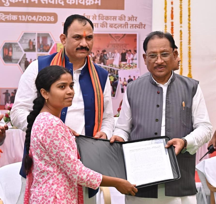 Rehabilitation in Sukma : भटके कदमों को नई दिशा… सुकमा में पुनर्वास से विकास की कहानी लिख रही है सरकार…मुख्यमंत्री विष्णु देव साय ने पुनर्वास केंद्र का किया अवलोकन, पुनर्वासितों से किया आत्मीय संवाद