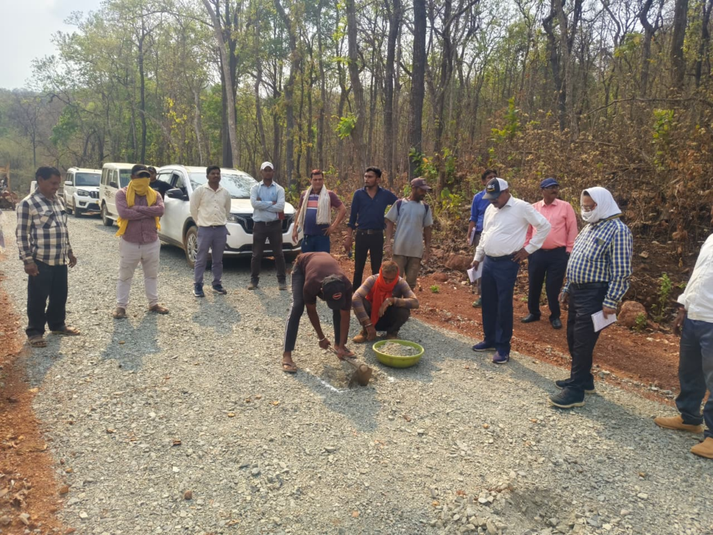 Naxal Free : नक्सलमुक्त बस्तर में अब हो रहे है तेजी से निर्माण कार्य,