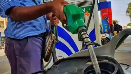 Petrol Diesel Price Today : चुनाव से पहले राहत…! पेट्रोल-डीजल के दाम नहीं बढ़ा रही सरकार…? जानिए असली वजह