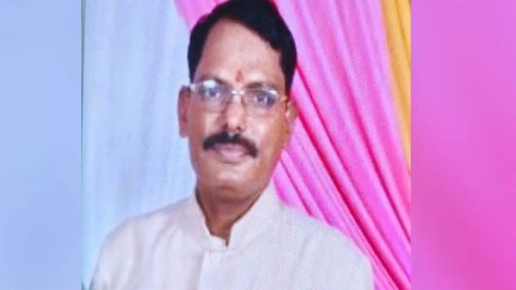 SECL Clerk Arrested : कोरबा में बड़ा ट्रैप…! फ़ाइल आगे बढ़ाने के लिए रखी रुपए की मांग…रविवार को CBI ने बिछाया ऐसा जाल…रिश्वत लेते ही पकड़ा गया SECL बाबू