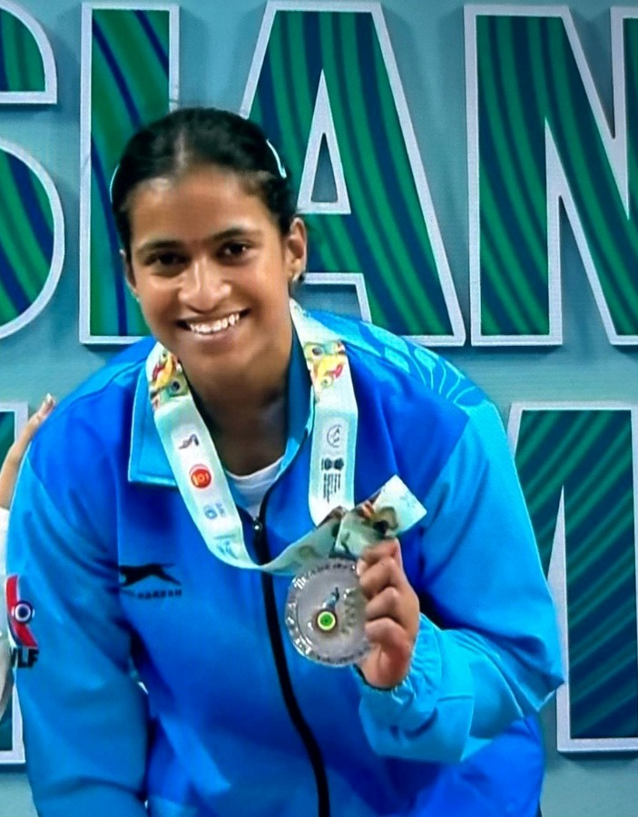 Asian Weightlifting Championships : एशियाई मंच पर चमकी छत्तीसगढ़ की बेटी… मुख्यमंत्री विष्णु देव साय ने दी ज्ञानेश्वरी यादव को बधाई