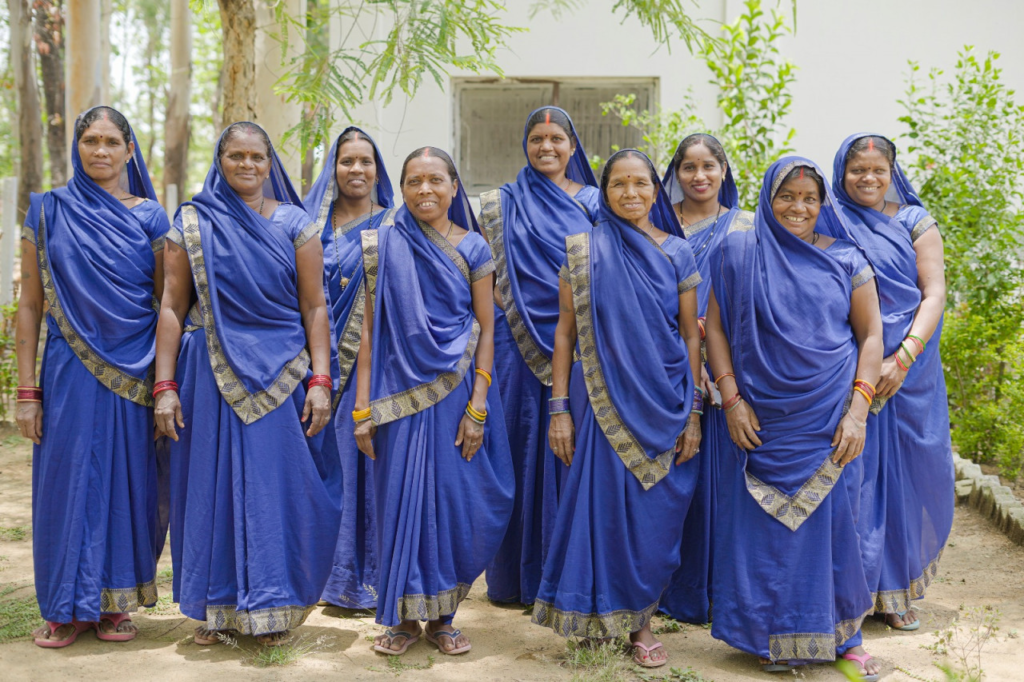 Van Dhan Vikas Kendra ने बदली आदिवासी महिलाओं की तकदीर, डोंगनाला का हरिबोल स्वयं सहायता समूह बना महिला सशक्तिकरण का प्रेरक मॉडल