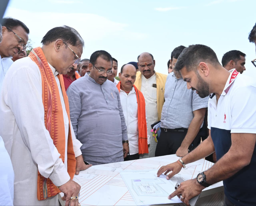 Balrampur : निर्माणाधीन नालंदा परिसर का मुख्यमंत्री साय ने किया निरीक्षण, गुणवत्तापूर्ण एवं समय-सीमा में कार्य पूर्ण करने के दिए निर्देश