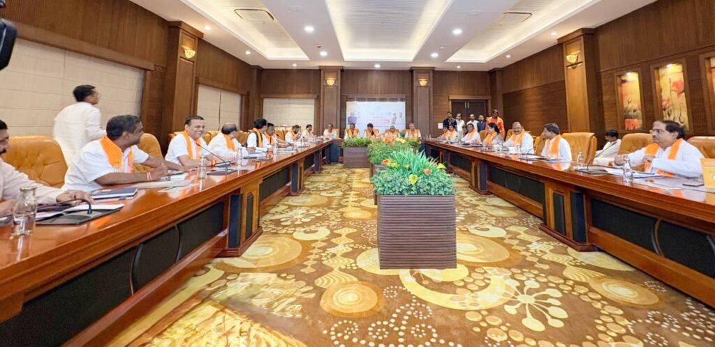 BJP Core Committee : छत्तीसगढ़ भाजपा में बड़ा बदलाव…! नई कोर कमेटी घोषित…O.P. Choudhary की एंट्री…कई दिग्गज नेताओं की छुट्टी…यहां देखें List